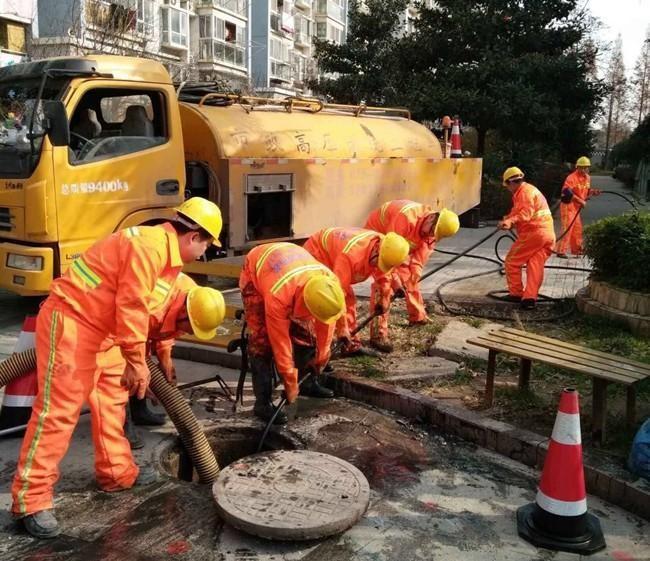 句容市政管道清淤